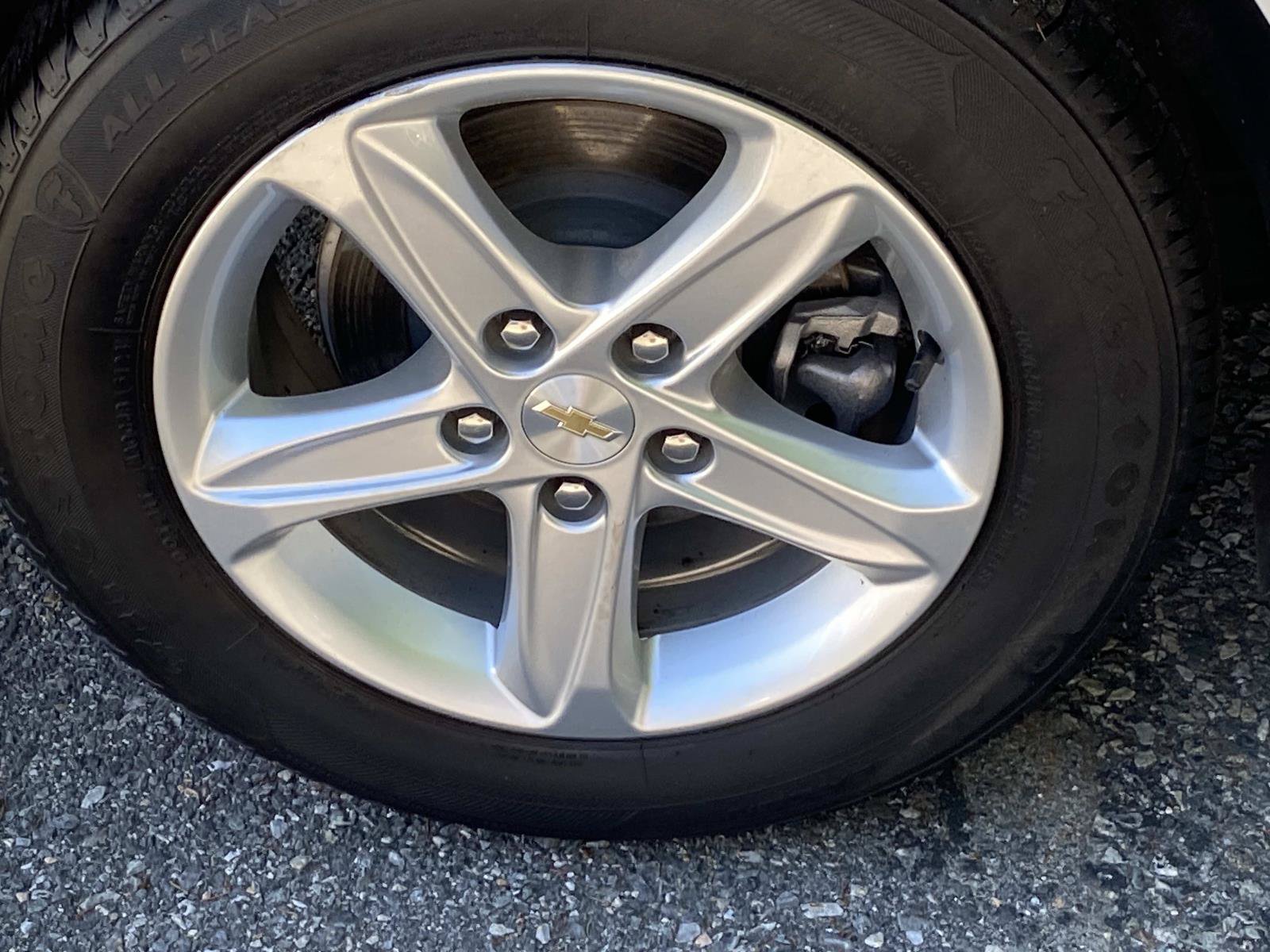 Used 2024 Chevrolet Malibu LS FWD image 23