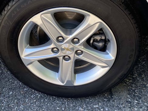 Used 2024 Chevrolet Malibu LS FWD image 23