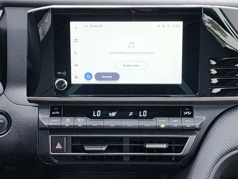 Used 2025 Toyota Camry SE FWD image 20