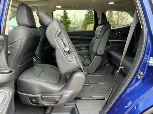 New 2026 Subaru Ascent Limited AWD/4WD image 5