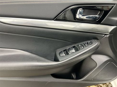 Used 2023 Nissan Maxima SV w/ Floor Mat Group image 21