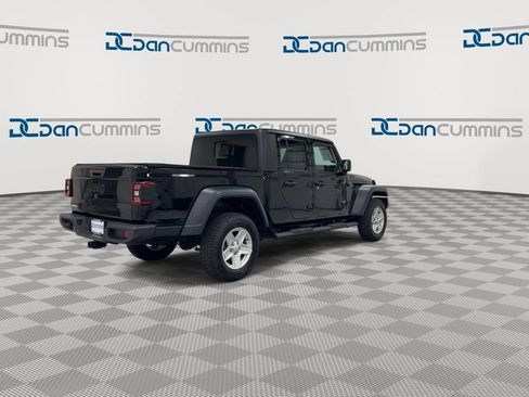 Used 2020 Jeep Gladiator Sport w/ Quick Order Package 24S AWD/4WD image 8