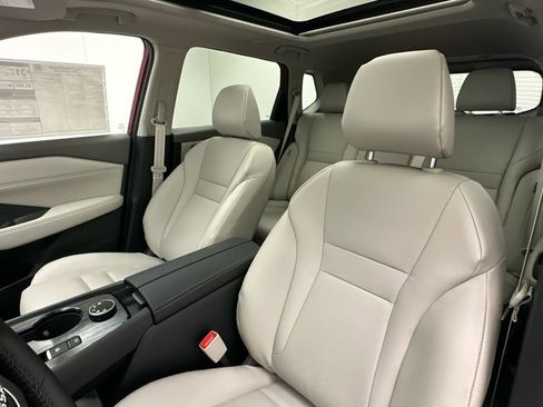 New 2026 Nissan Rogue SV image 9