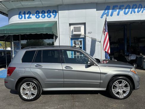 Used 2013 Mercedes-Benz GLK 350 4MATIC image 4