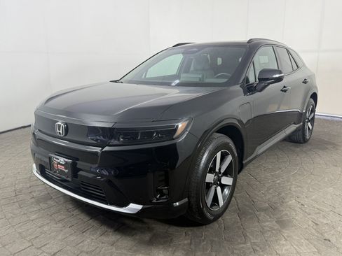 Used 2024 Honda Prologue Touring image 3