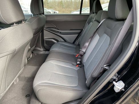 New 2026 Jeep Cherokee Laredo image 6