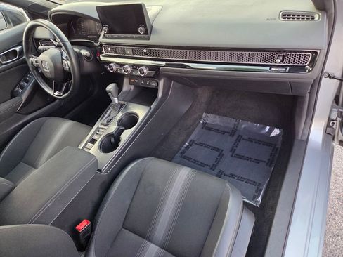 Used 2025 Honda Civic Sport image 15