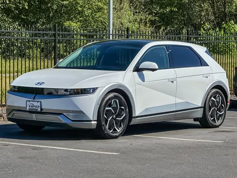 Used 2024 Hyundai Ioniq 5 Limited RWD image 8