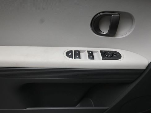 New 2025 Hyundai Ioniq 5 SEL image 21