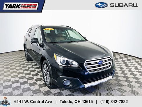 Used 2017 Subaru Outback 3.6R Touring AWD/4WD image 1