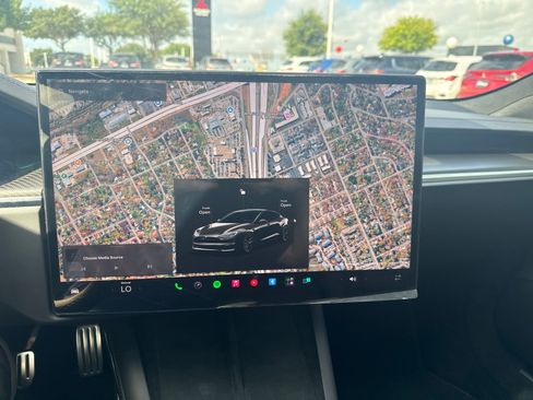 Used 2025 Tesla Model S Plaid AWD/4WD image 8