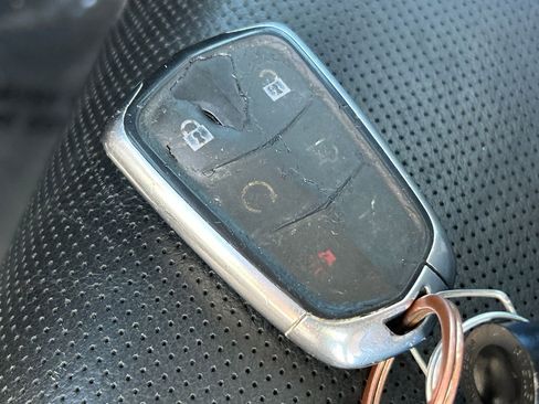 Used 2019 Cadillac Escalade ESV Luxury image 35