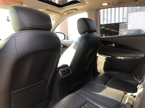 Used 2014 INFINITI QX50 Journey w/ Premium Package image 4