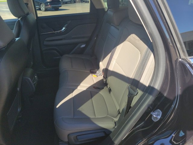 Certified 2024 Lincoln Corsair AWD image 20