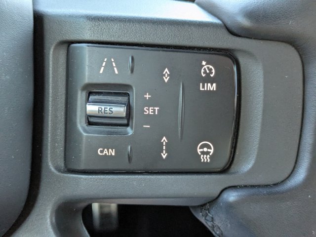 Used 2022 Land Rover Defender 110 X AWD/4WD image 25