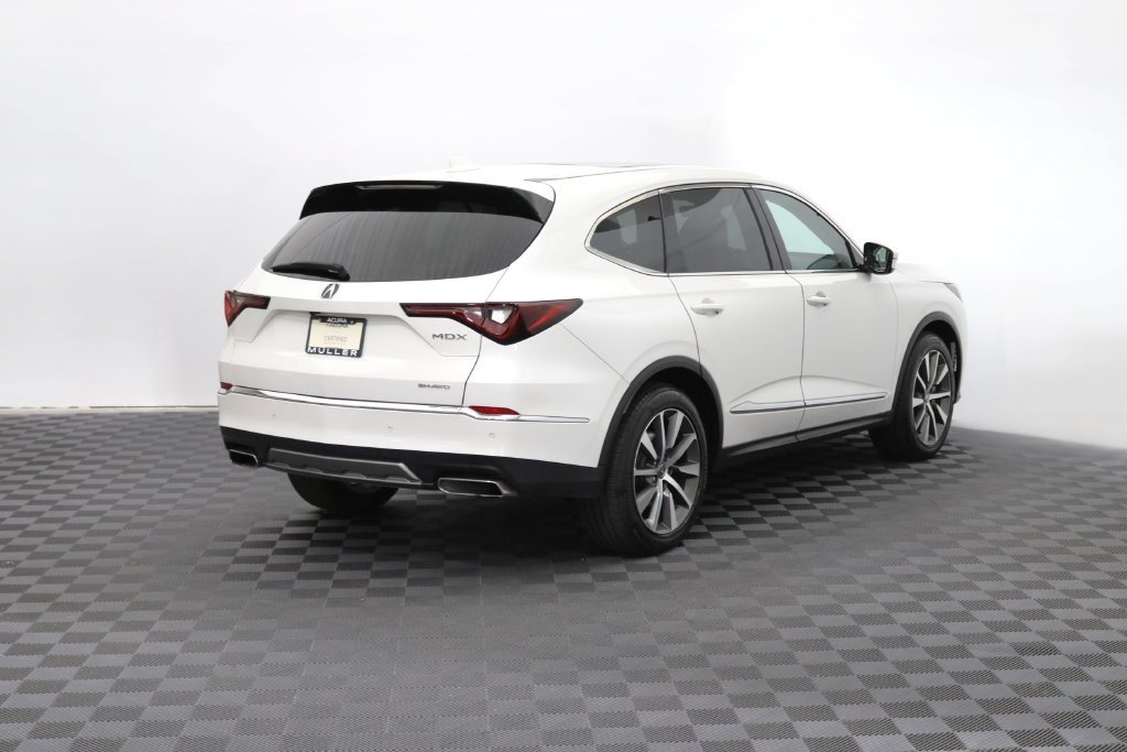 Certified 2025 Acura MDX w/ Technology Package AWD/4WD image 9