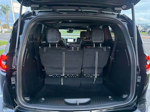 New 2026 Chrysler Pacifica Limited w/ S Appearance Package image 20