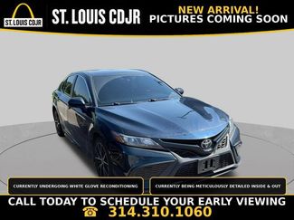 Used 2021 Toyota Camry SE FWD video 1