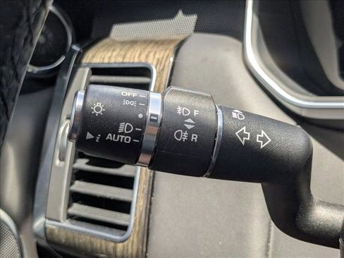 Used 2020 Land Rover Range Rover Sport HSE Dynamic AWD/4WD image 6