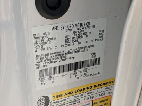 Used 2016 Ford Expedition Limited w/ Equipment Group 301A image 28