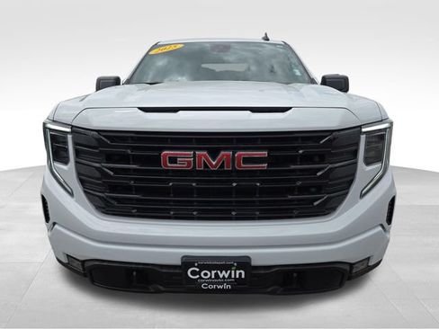 Used 2025 GMC Sierra 1500 Elevation AWD/4WD image 4