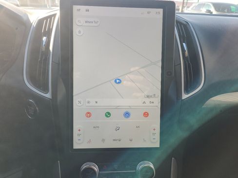 Used 2024 Ford Edge SEL image 26