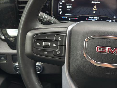 Used 2025 GMC Sierra 1500 SLT RWD image 18