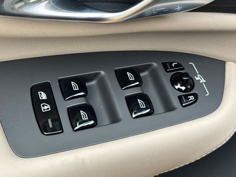 New 2026 Volvo XC90 T8 Plus w/ Protection Package Premier image 11