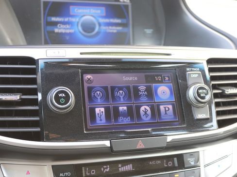 Used 2013 Honda Accord EX-L image 17