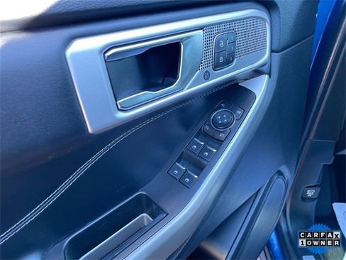 Used 2022 Ford Explorer Limited w/ Equipment Group 301A image 11