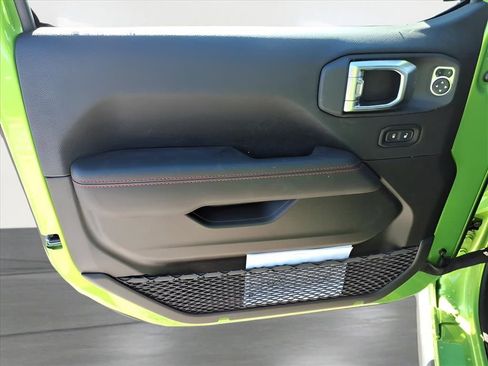 New 2026 Jeep Wrangler Unlimited Rubicon image 16