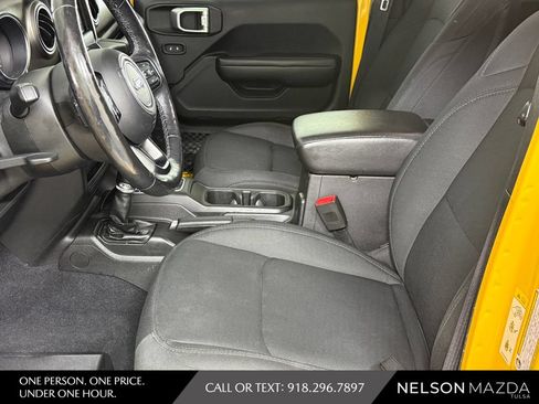 Used 2019 Jeep Wrangler Unlimited Sport S AWD/4WD image 16