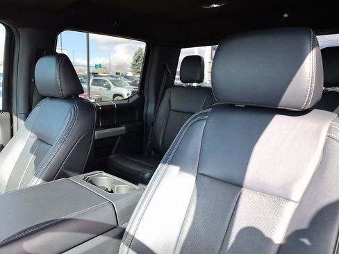 Used 2022 Ford F350 Lariat w/ Black Appearance Package AWD/4WD image 16
