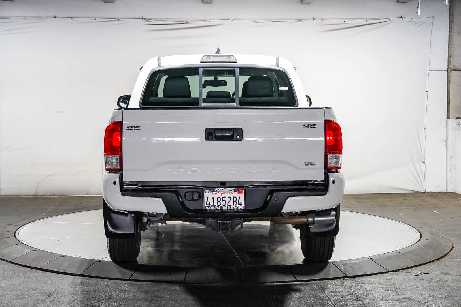 Certified 2016 Toyota Tacoma SR5 w/ SR5 Appearance Package (SN) RWD image 3