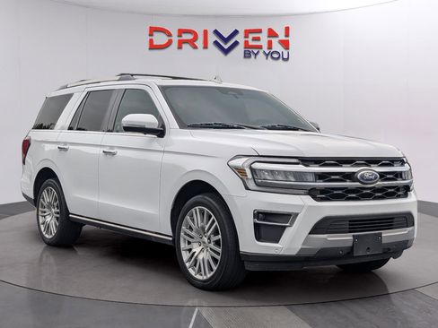 Used 2024 Ford Expedition Limited AWD/4WD image 7