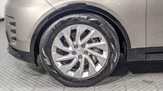 Used 2023 Land Rover Discovery S R-Dynamic AWD/4WD image 37
