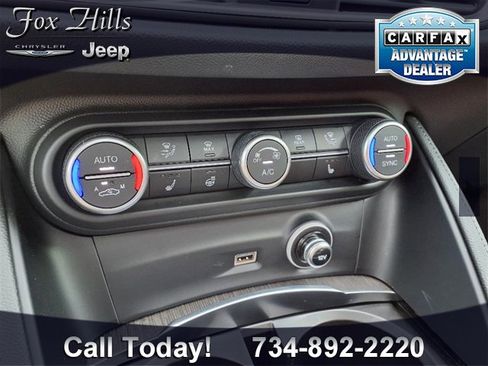 Used 2023 Alfa Romeo Stelvio Ti image 22