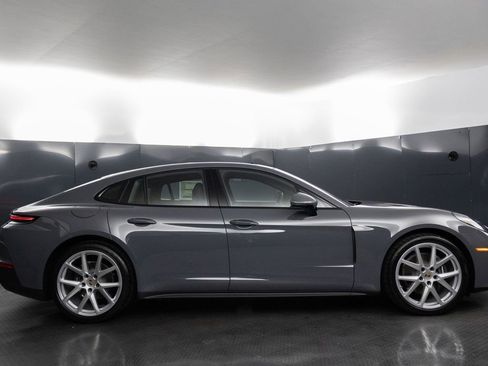 New 2026 Porsche Panamera 4 AWD/4WD image 8