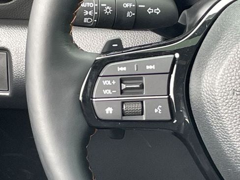 Certified 2025 Honda Pilot TrailSport image 14