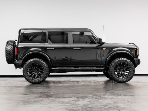 Used 2025 Ford Bronco Badlands AWD/4WD image 21