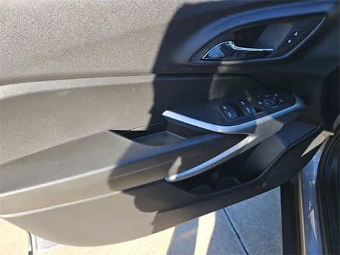 Used 2024 Chevrolet Trax LS w/ LS Convenience Package image 19