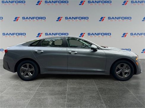 Used 2023 Kia K5 LXS image 6