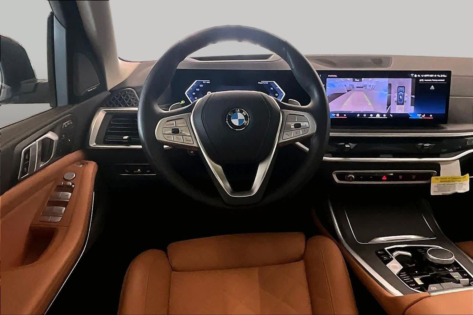 Used 2025 BMW X7 xDrive40i AWD/4WD image 5