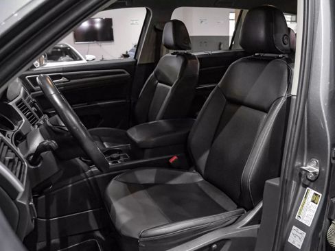 Used 2020 Volkswagen Atlas SE w/ Towing Package AWD/4WD image 4
