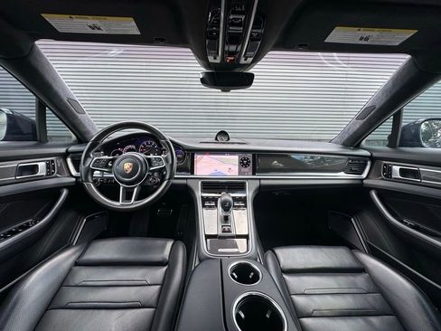 Certified 2018 Porsche Panamera Turbo S AWD/4WD image 6