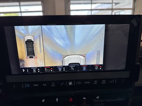 New 2025 GMC Hummer EV 3X image 37