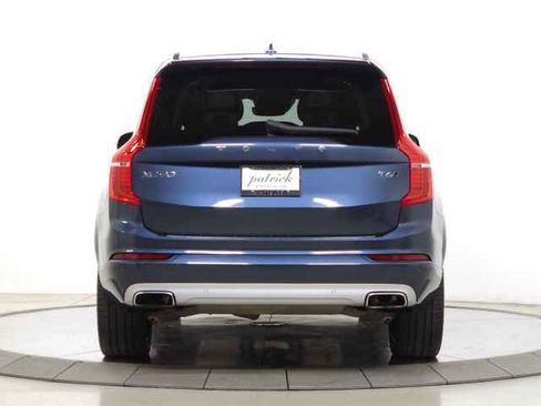 Used 2021 Volvo XC90 T6 Momentum w/ Climate Package image 8