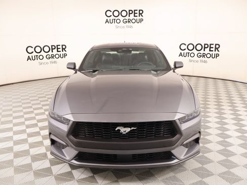 Used 2026 Ford Mustang Premium RWD image 9