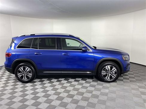 Used 2024 Mercedes-Benz GLB 250 image 10