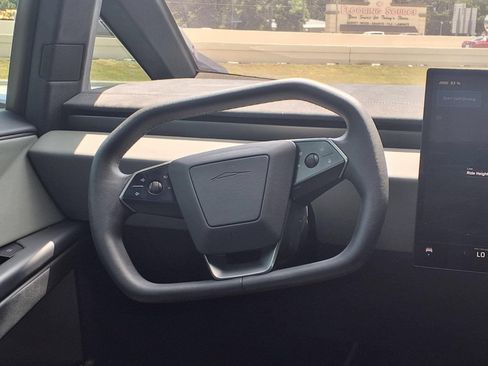 Used 2024 Tesla Cybertruck Cyberbeast AWD/4WD image 12